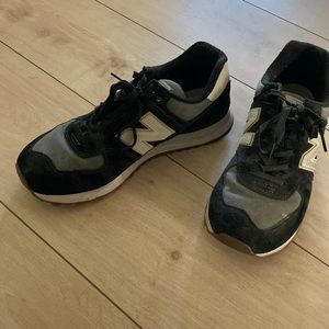 New balance 574 black and white